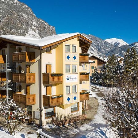 Hotel Genzianella Ziano di Fiemme Eksteriør billede