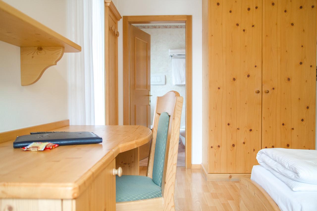 Hotel Genzianella Ziano di Fiemme Eksteriør billede
